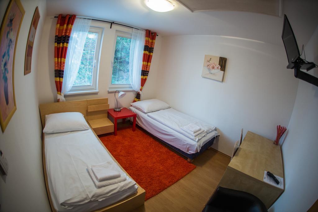 Penzion Rose Břeclav Kültér fotó